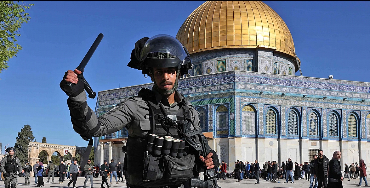 Condemning the Israeli Attacks on the Al-Aqsa Mosque